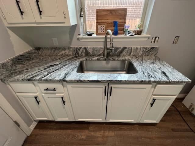 Viscont White Granite